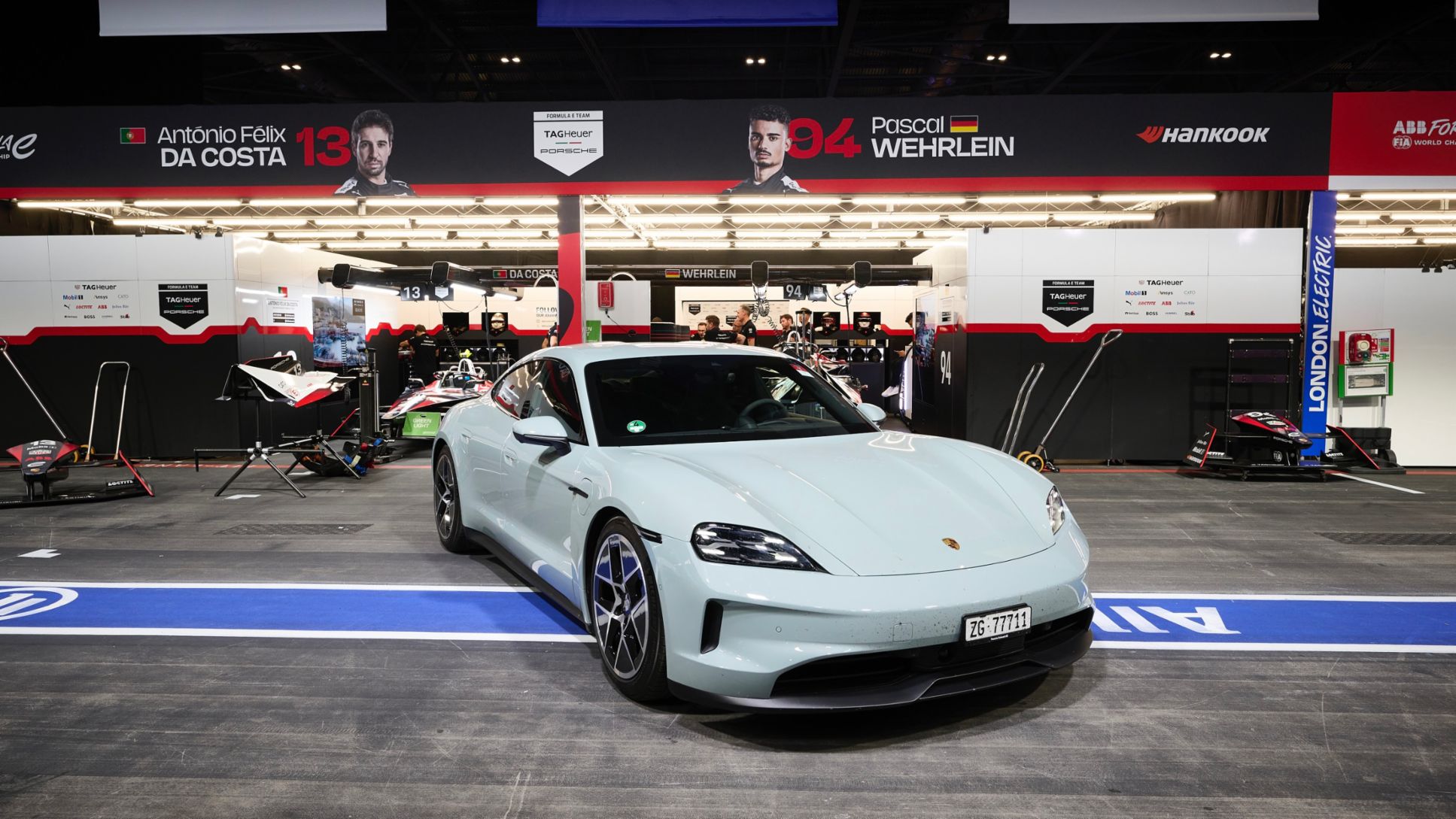 Taycan, 2024, Porsche Suiza AG