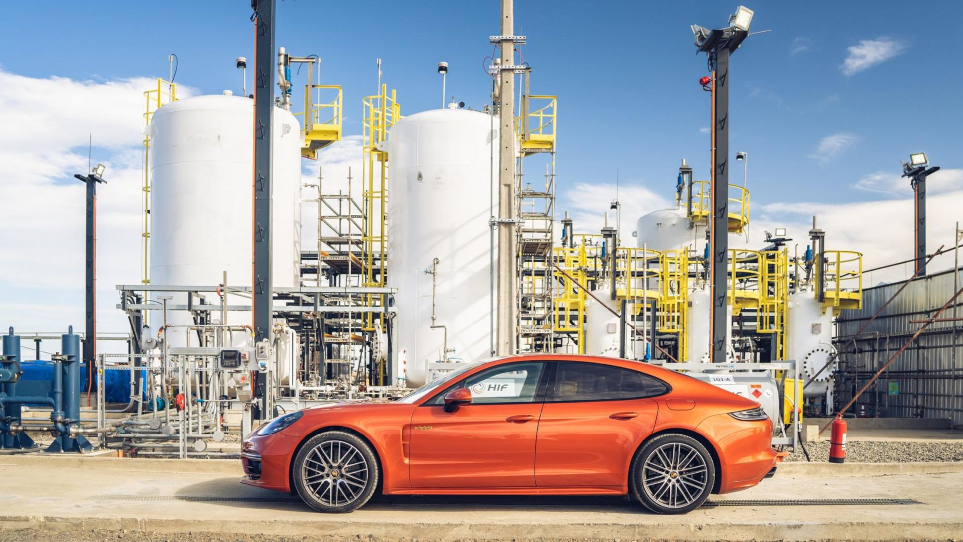 Panamera 4S E-Hybrid, Planta de e-fuels Haru Oni, Chile, 2023, Porsche AG