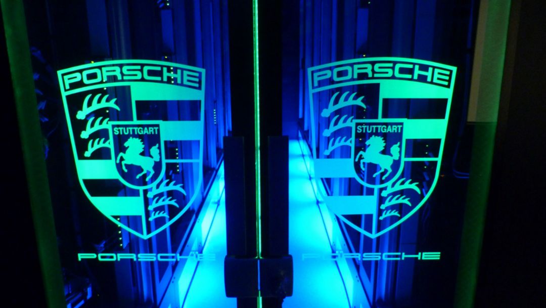 Porsche Cloud Network Reference Model, 2021, Porsche AG
