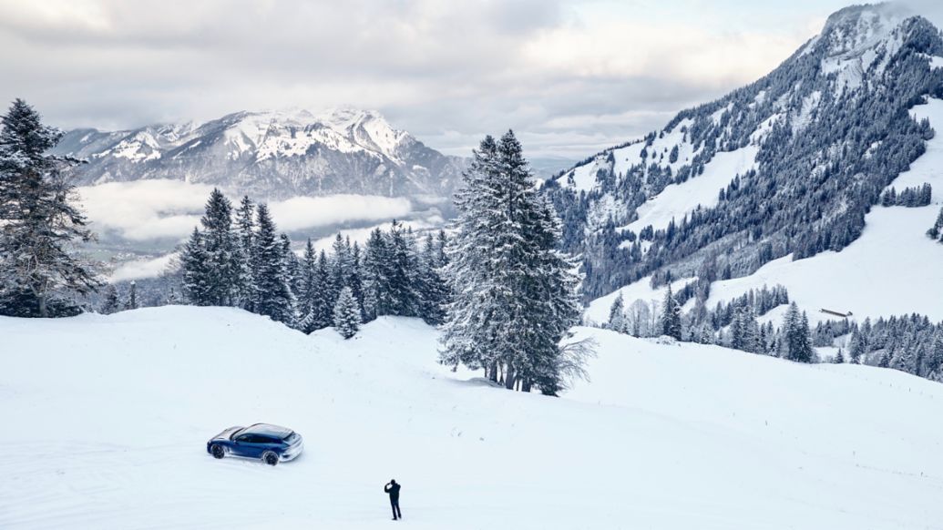 Taycan Turbo Cross Turismo, 2022, Porsche Schweiz AG