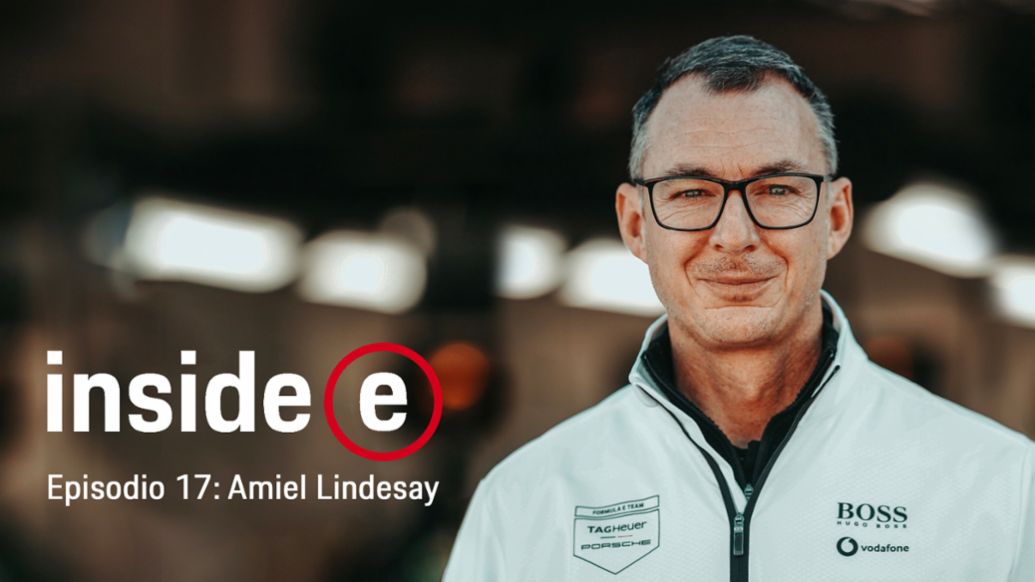 Jack Nicholls y Nicki Shields (i-d), episodio 15 del podcast “Inside E” , 2020, Porsche AG