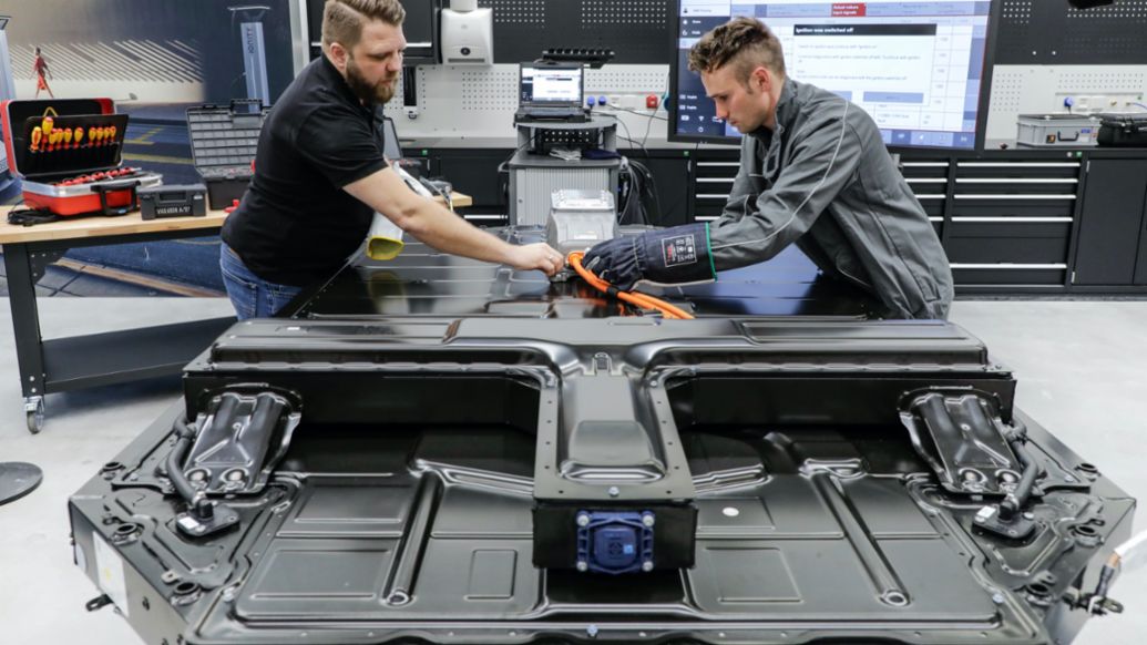 Taycan, bater&iacute;a, 2022, Porsche AG