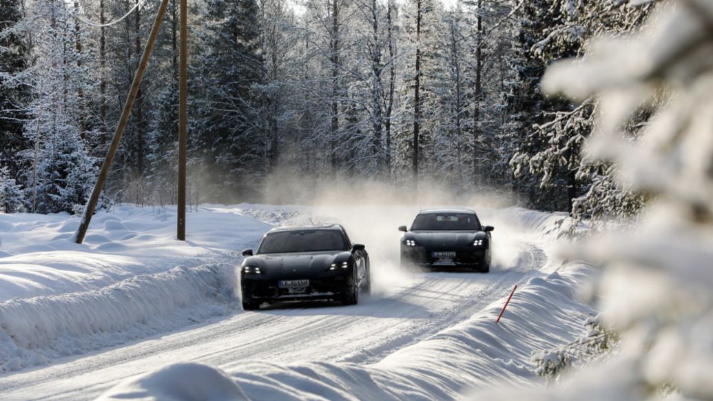 Prototipos del Porsche Taycan, pruebas y desarrollo, 2024, Porsche AG