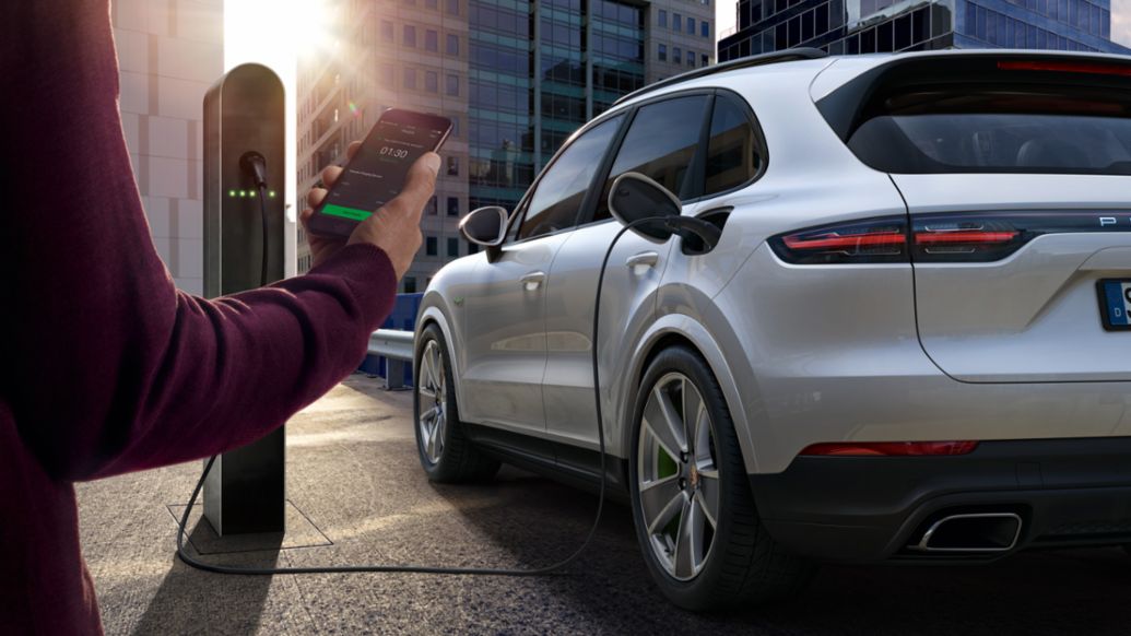 Porsche Cayenne E-Hybrid, 2018, 40&ordm; aniversario de Porsche Ib&eacute;rica (1984-2024)