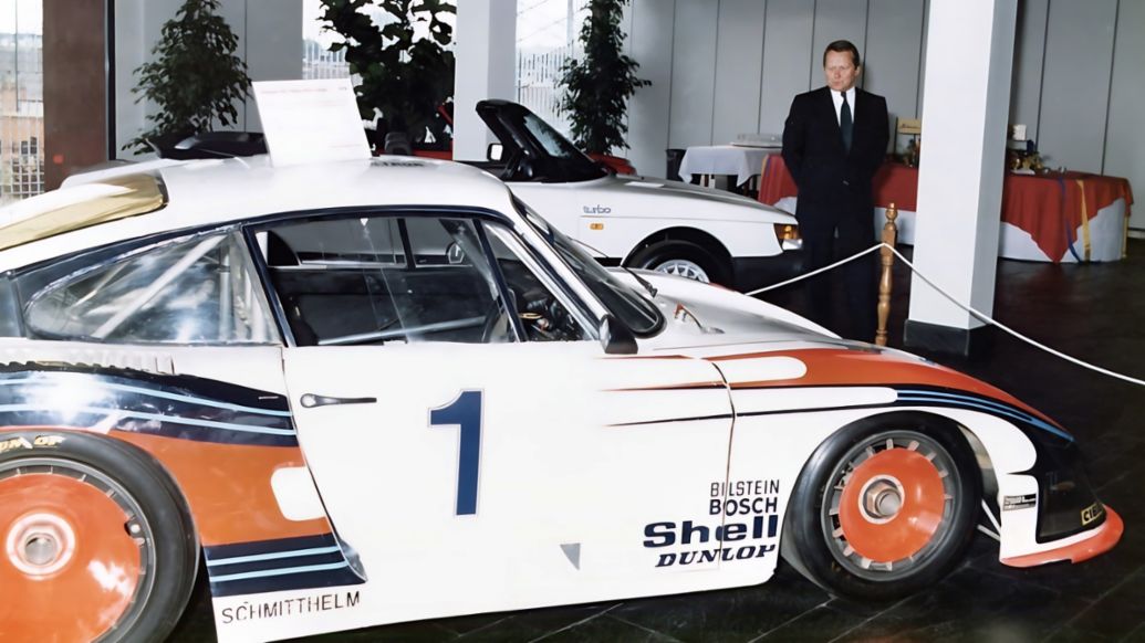 Wolfgang Porsche, Presidente del Consejo de Supervisi&oacute;n de Porsche AG, en la instalaciones de Porsche Espa&ntilde;a, 40&ordm; aniversario de Porsche Ib&eacute;rica (1984-2024)