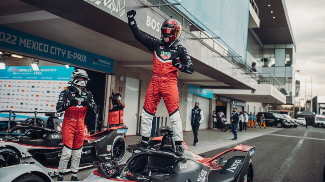 Andr&eacute; Lotterer y Pascal Wehrlein (i-d), 99X Electric, E-Prix de Ciudad de M&eacute;xico, 2022, Porsche AG