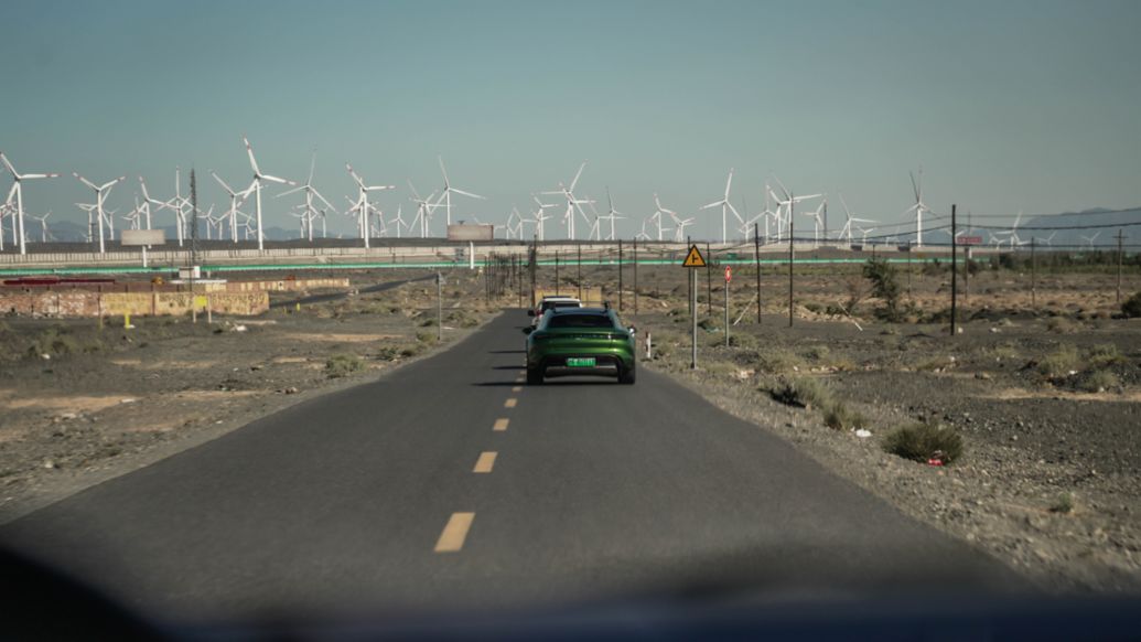 Taycan 4 Cross Turismo, Altitude Challenge, China, 2023, Porsche AG