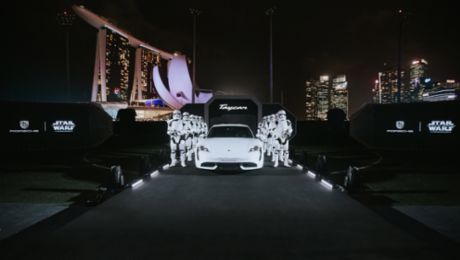 In anderen Galaxien: Debüt des Taycan in Asien-Pazifik 