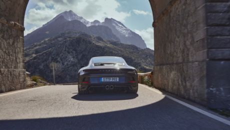 The new Porsche 911 GT3 with Touring package
