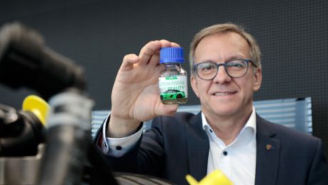 eFuels: Synthetic fuel from renewable energy sources