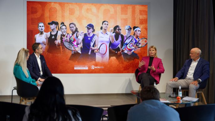 Sebastian Rudolph, Vice President Communications, Sustainability and Politics, Anke Huber, Operating Tournament Director, Markus Günthardt, Tournament Director, Press Conference, Porsche Tennis Grand Prix, Porsche Brand Store Stuttgart, 2023, Porsche AG