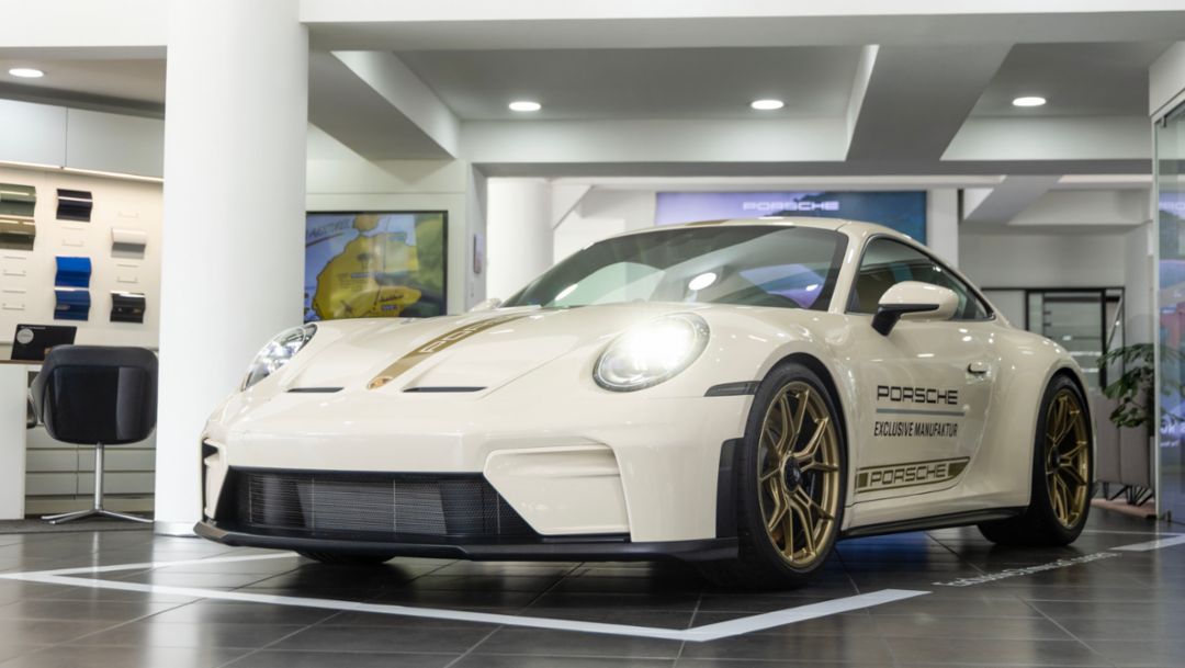 Debuta en Guatemala un 911 GT3 Touring con una configuración única de Porsche Exclusive Manufaktur