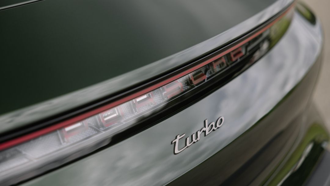 Taycan Turbo