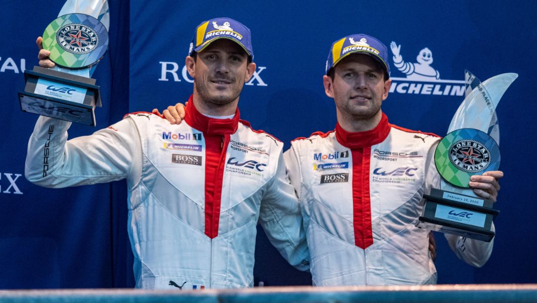 El Porsche 911 RSR termina segundo en Austin