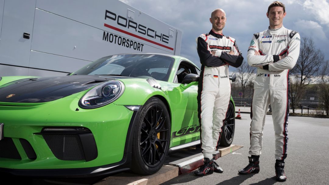 Lars Kern, development driver, K&eacute;vin Estre, work driver (l-r), 911 GT3 RS, N&uuml;rburgring-Nordschleife, 2018, Porsche AG