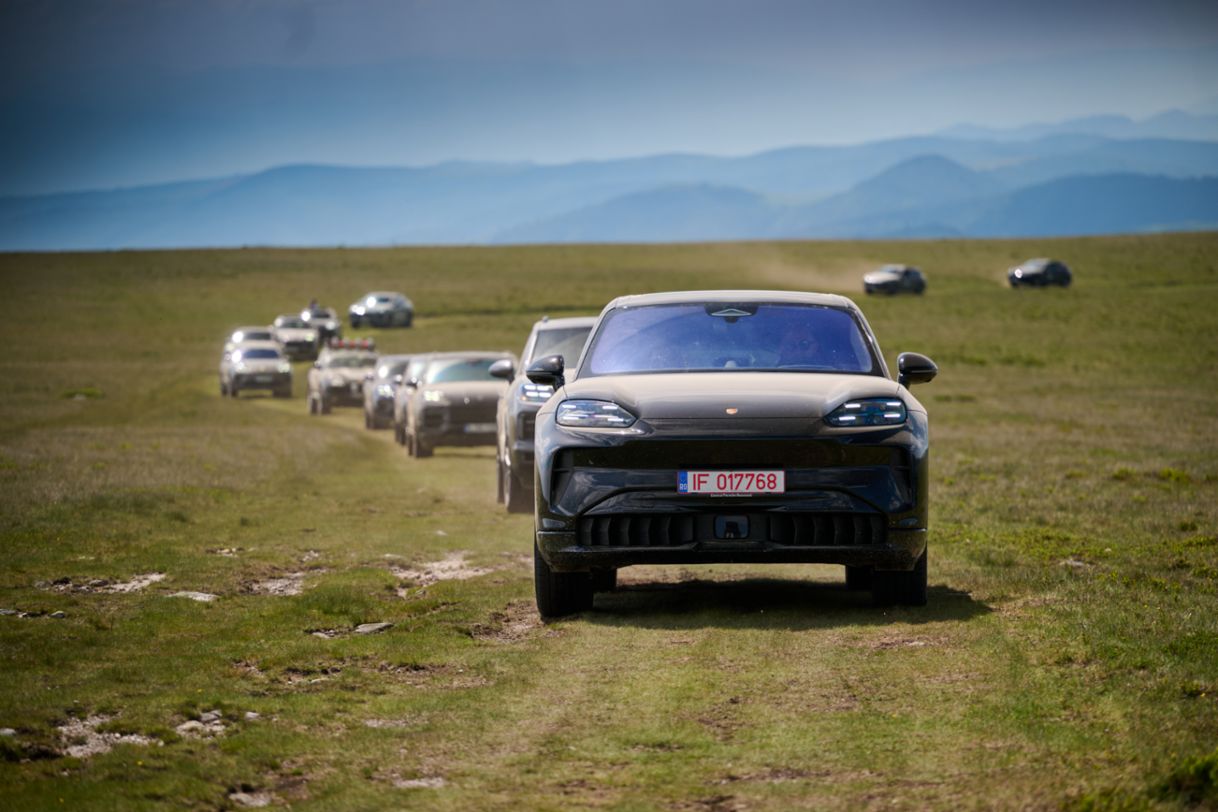 Alpine Experience 2026, o experiență de neuitat pe drumuri spectaculoase, comunicat de presă, 30/06/2026, Porsche AG