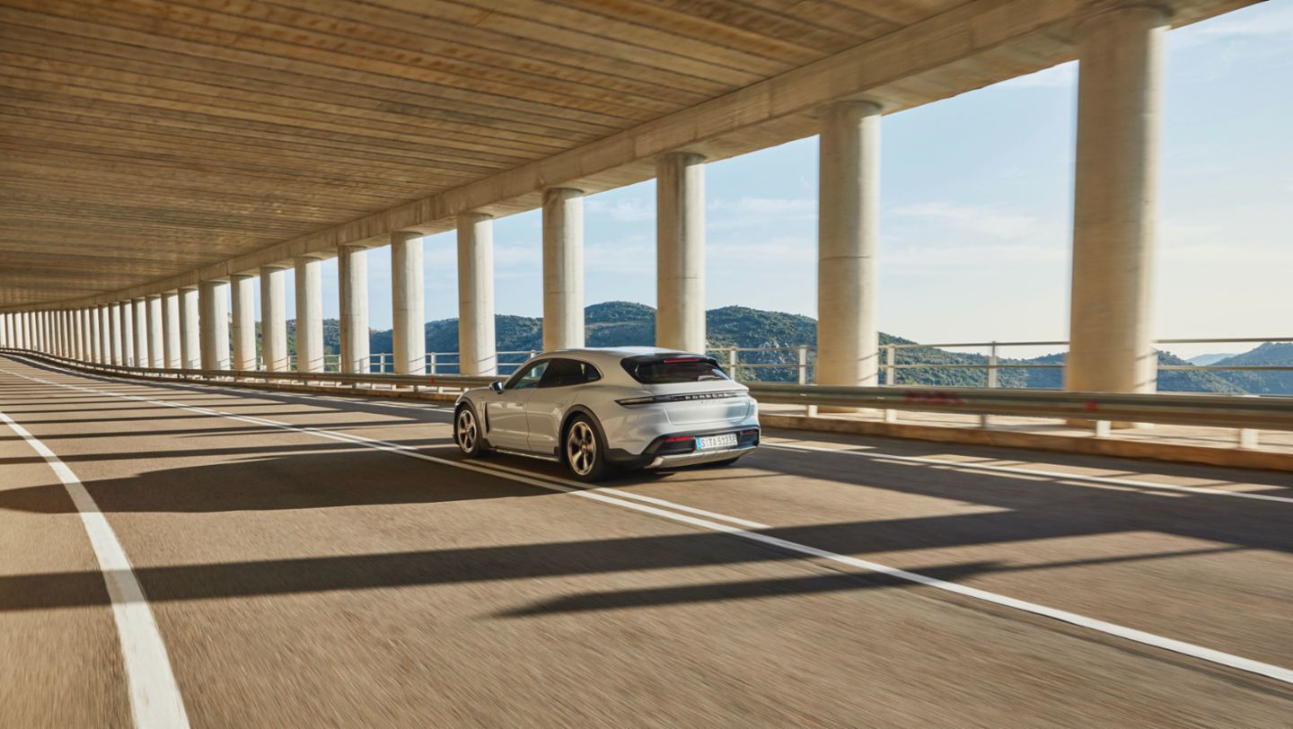Taycan 4S Cross Turismo, 2021, Porsche AG
