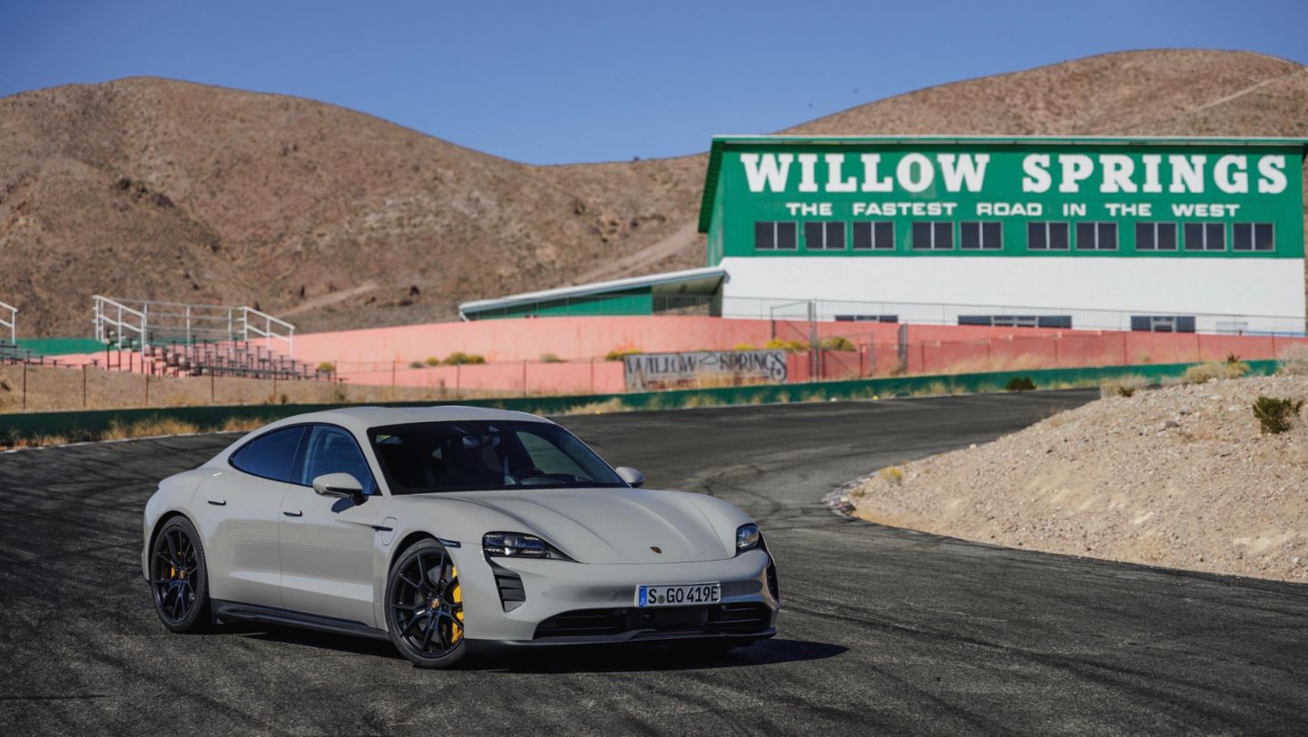 Taycan GTS, Willow Springs, 2021, PCNA