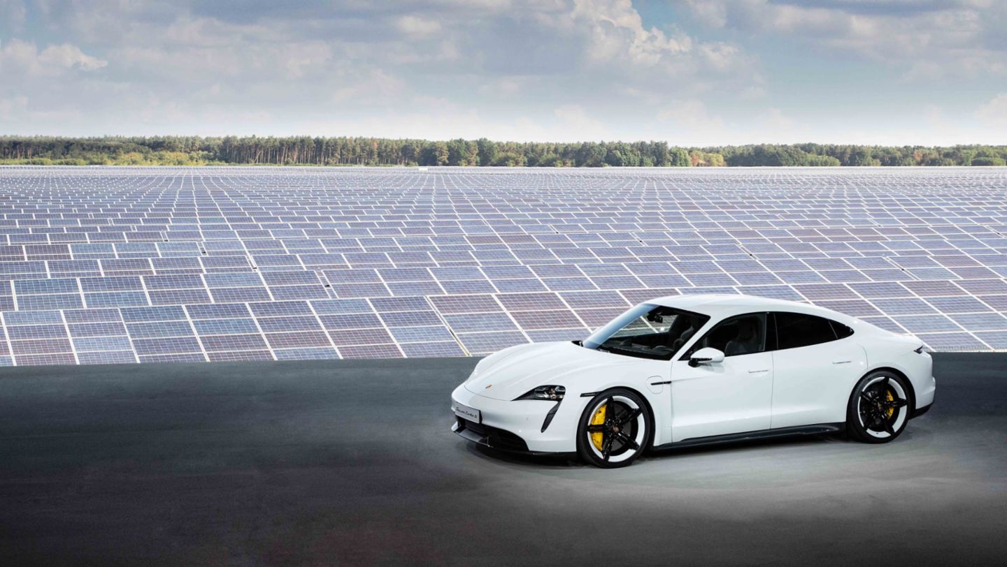Taycan Turbo S, 2019, Porsche AG