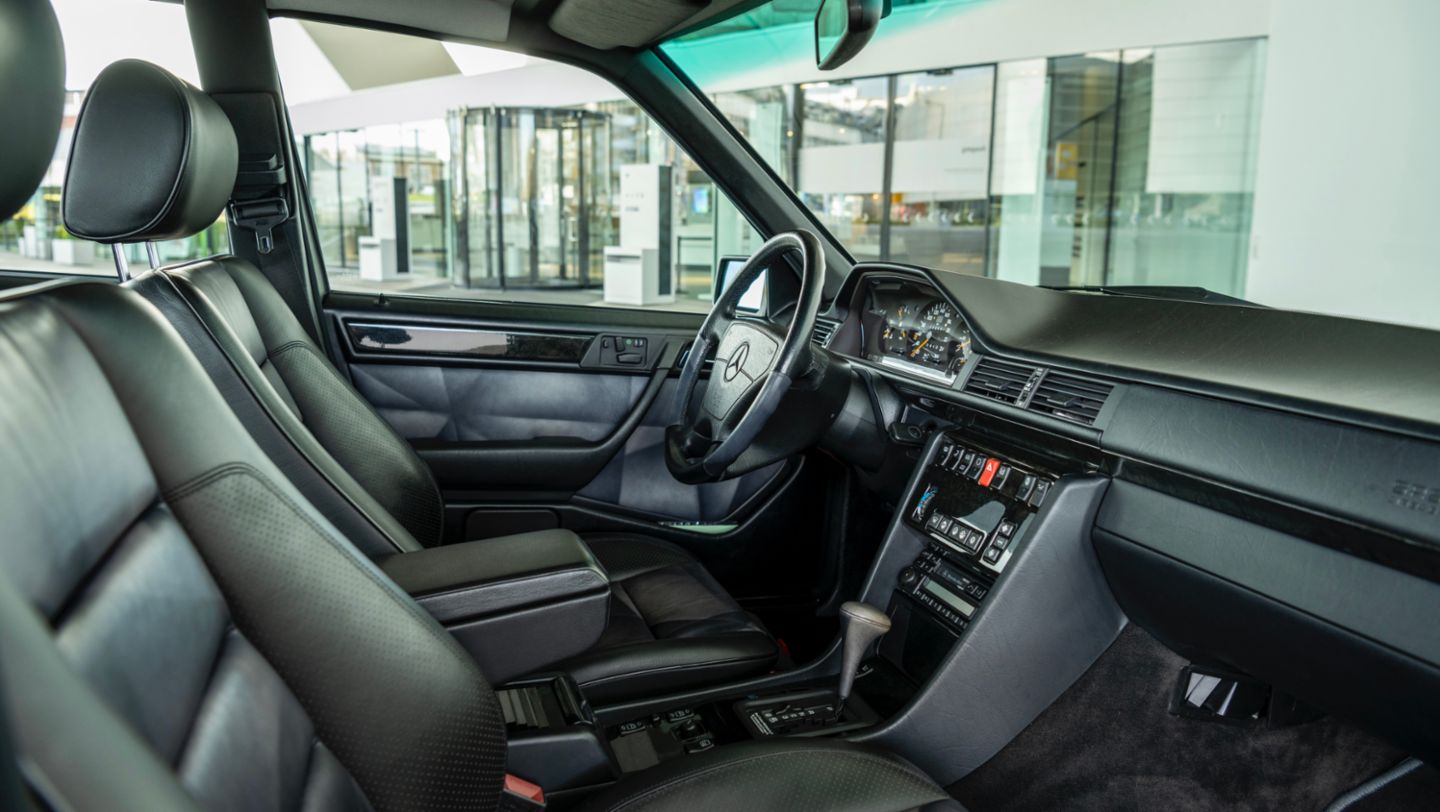 Mercedes-Benz E 500, 2021, Porsche AG