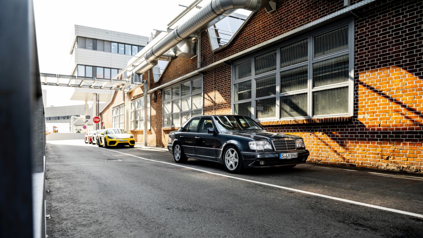Mercedes-Benz E 500, 2021, Porsche AG