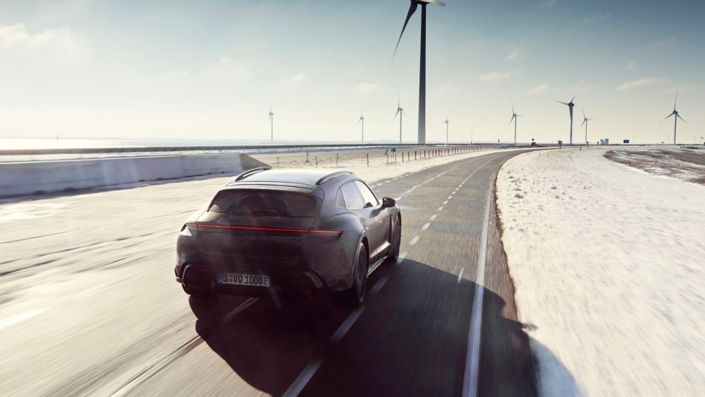Prototype of the Taycan Cross Turismo, Testing in the Netherlands, 2021, Porsche AG