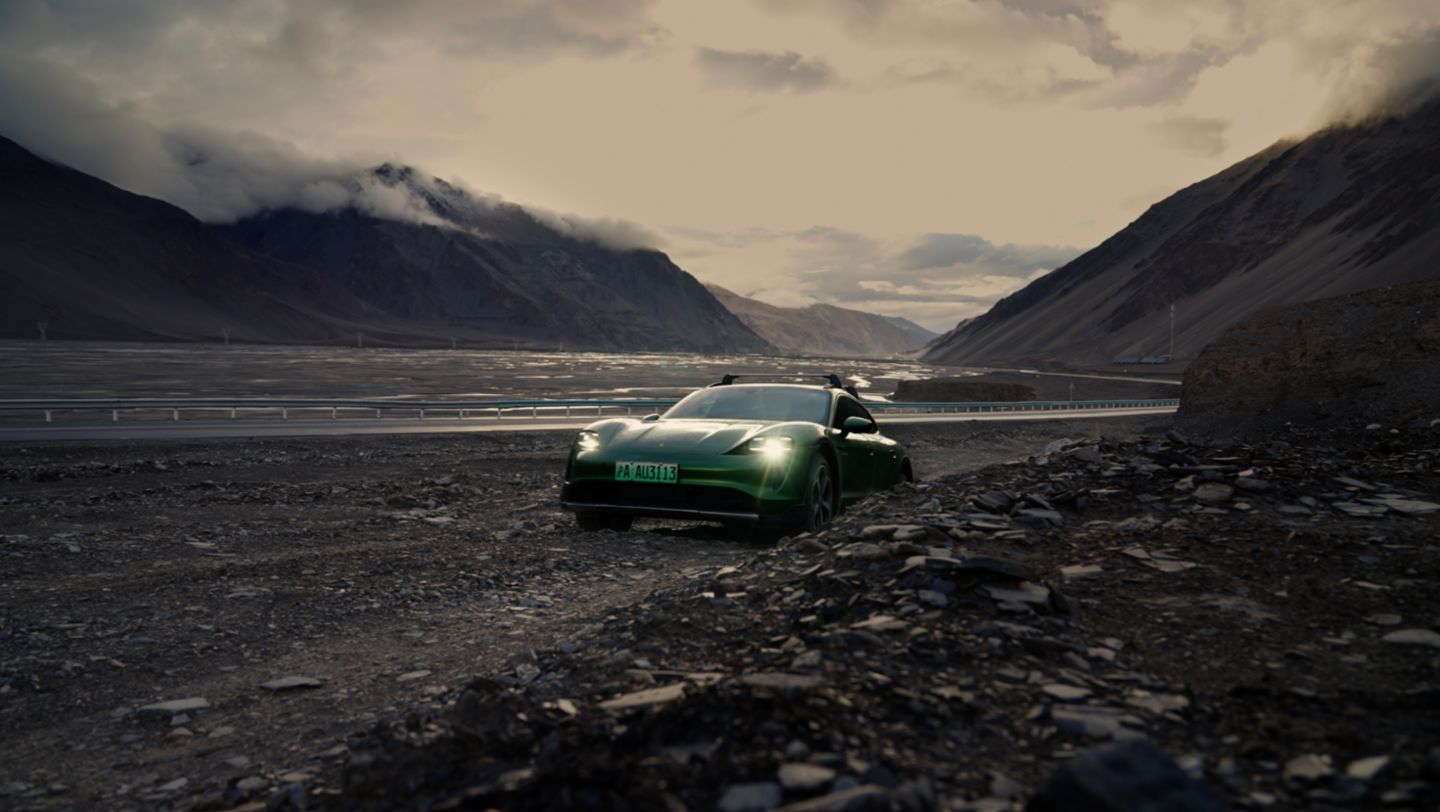 Taycan 4 Cross Turismo, Altitude Challenge, China, 2023, Porsche AG