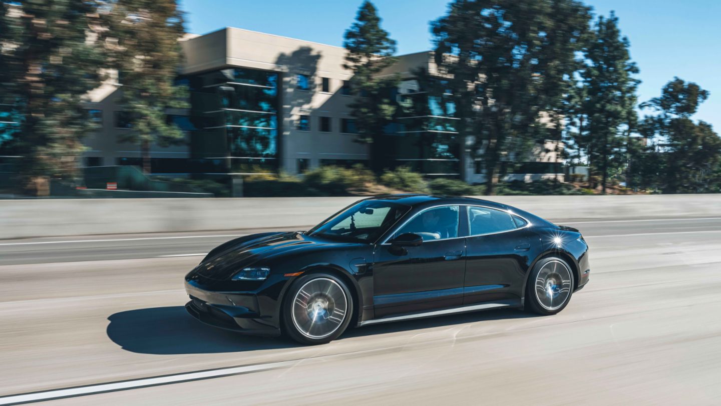 Prototipos del Porsche Taycan, pruebas y desarrollo, 2024, Porsche AG