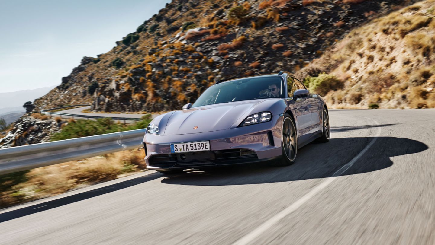 Taycan 4S Sport Turismo, 2024, Porsche AG