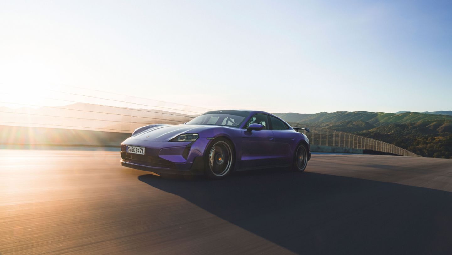 Taycan Turbo GT con paquete Weissach, 2024, Porsche AG